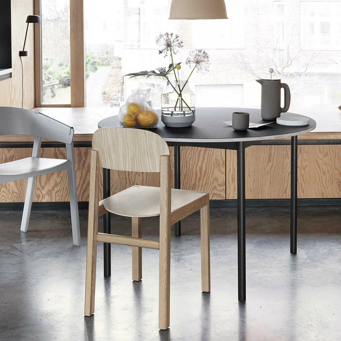 Muuto Base Table Round