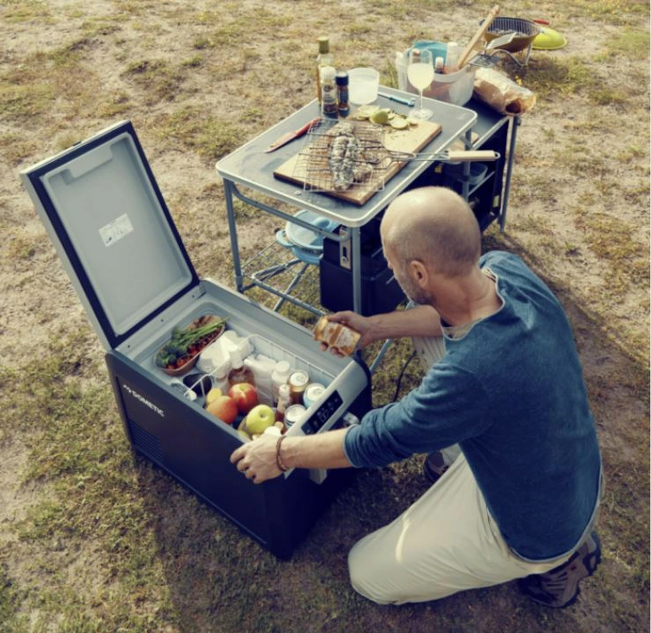 Dometic CFX3-75DZ Mobile Dual Zone Compressor Cool Box Fridge And Freezer - Image 9