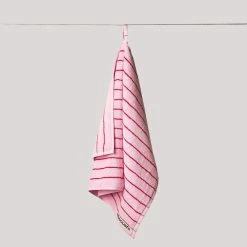 Bongusta Naram Towels Pink & Red