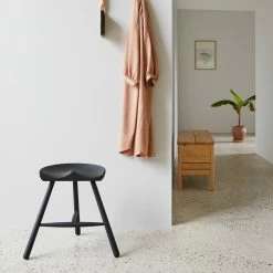 Form & Refine Shoemaker Chair