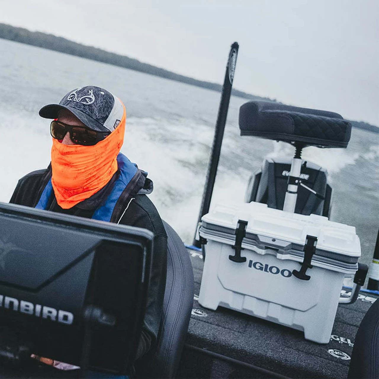 Igloo IMX 24 Super Heavy Duty Fishing Camping Cool Box - Image 8