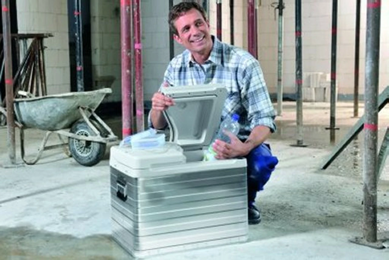 Dometic Waeco Mobicool Q40 Thermolectric 12v/240v Coolbox - Image 7